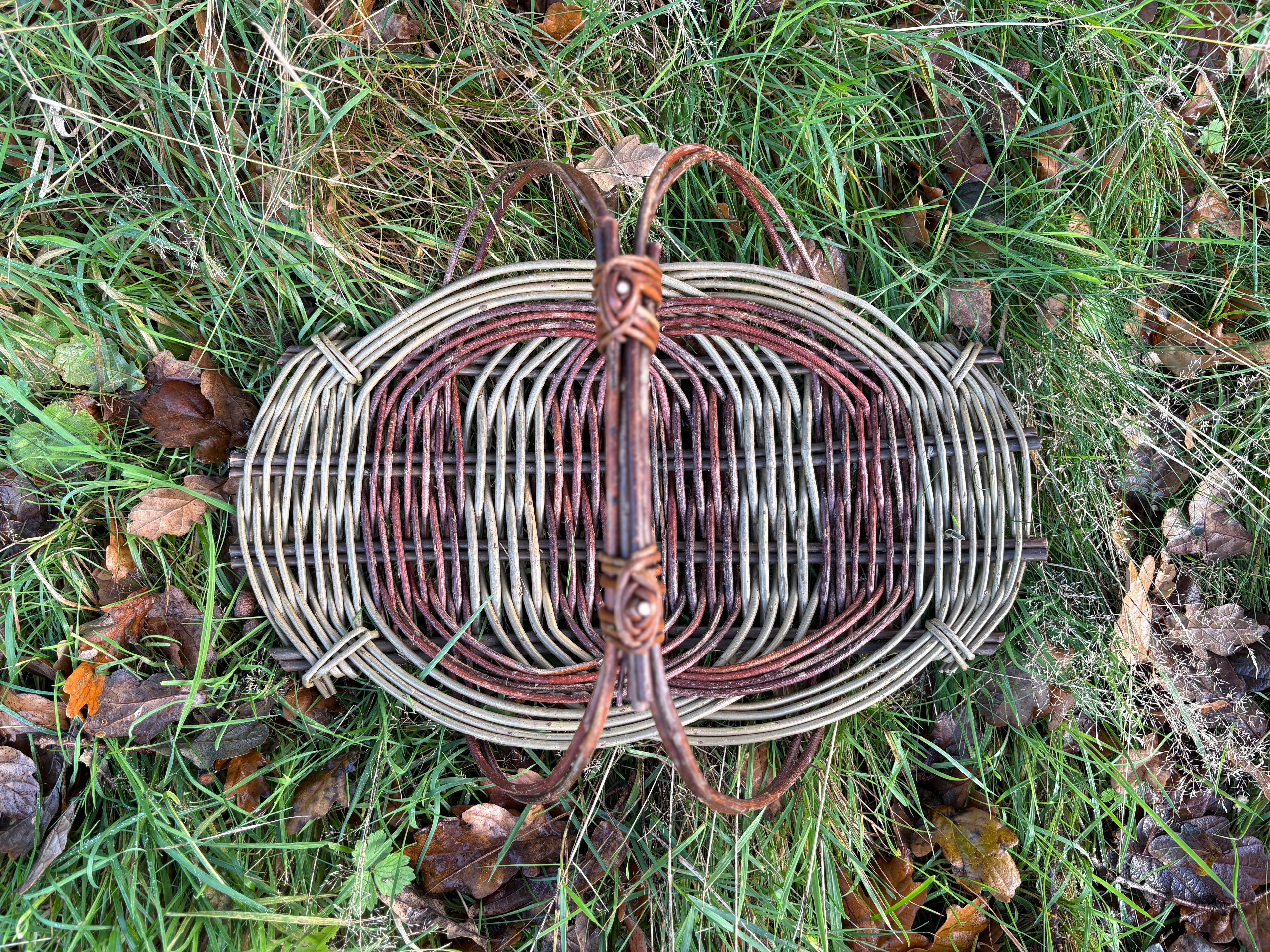 Zarzo flower gathering trug