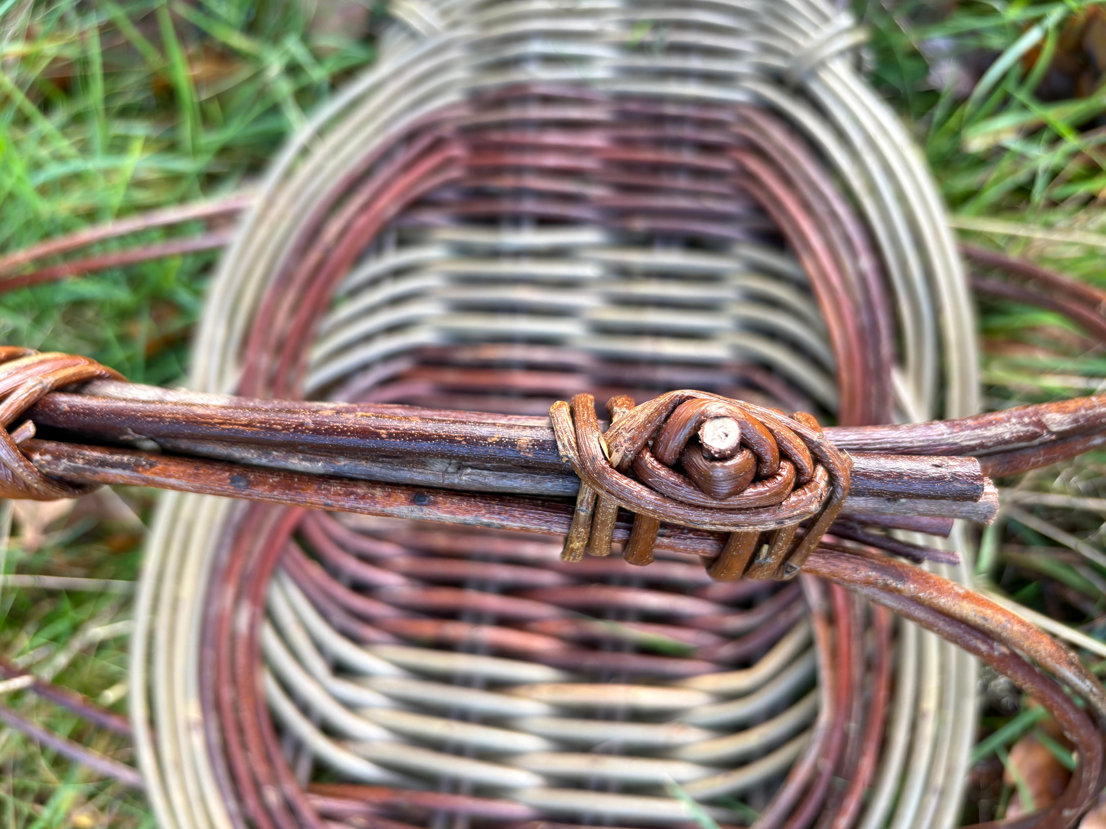 Zarzo flower gathering trug