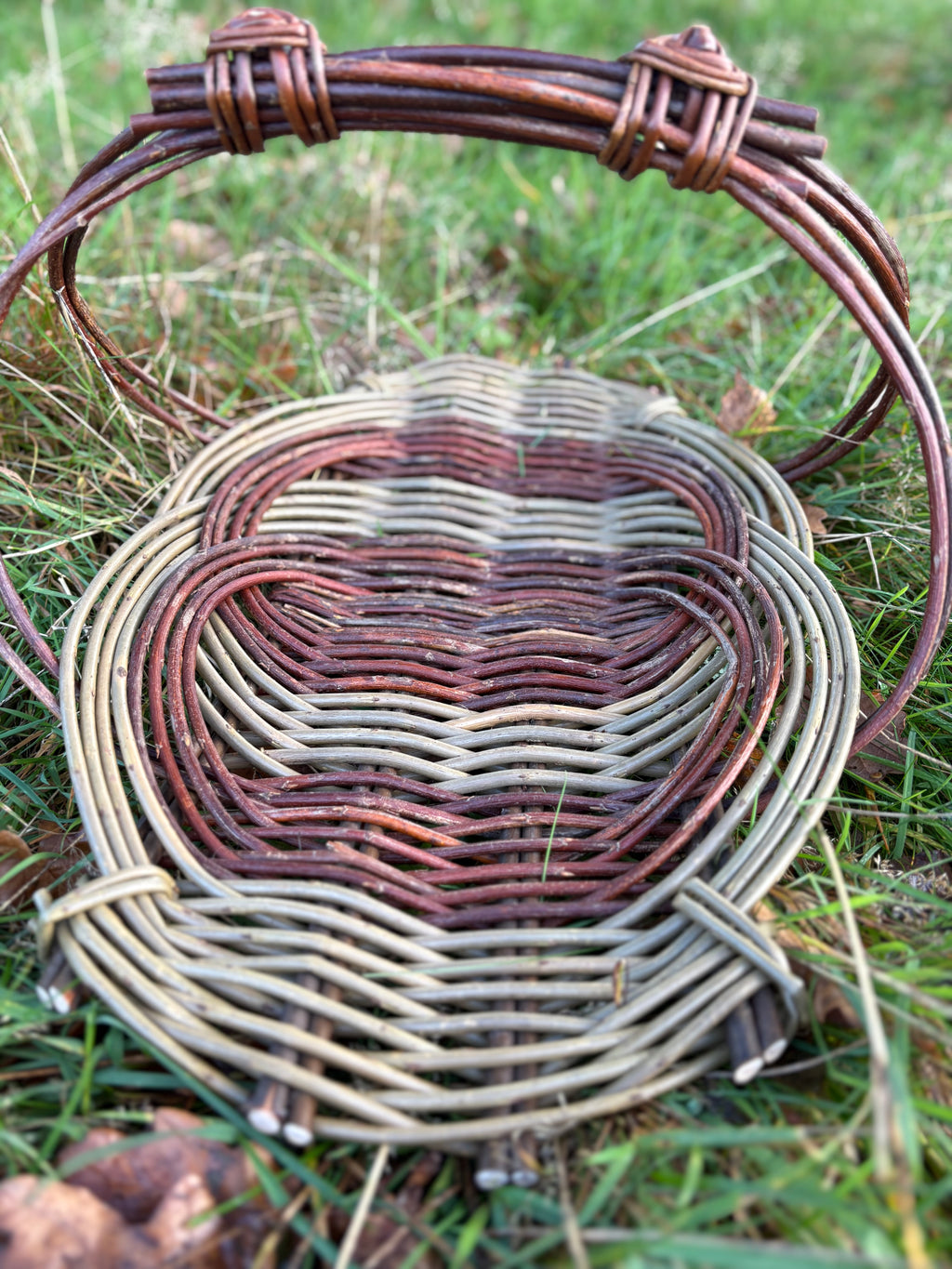 Zarzo flower gathering trug